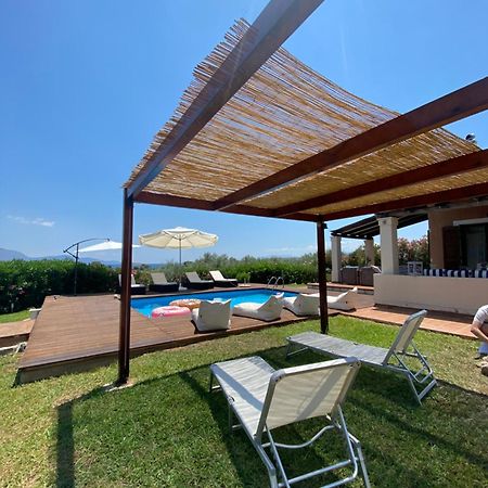 Georges Villa Galaxidi, Family, Pool And Garden מראה חיצוני תמונה