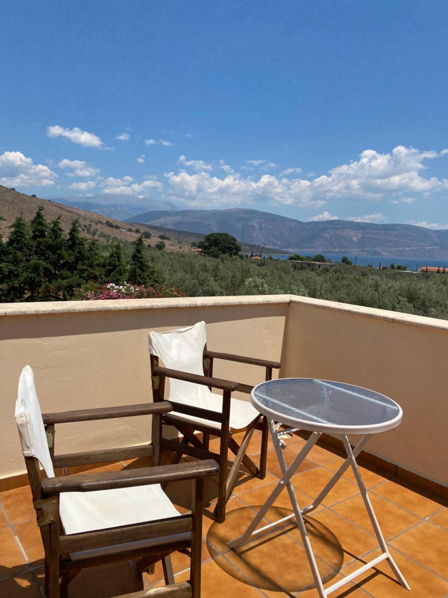 Georges Villa Galaxidi, Family, Pool And Garden מראה חיצוני תמונה