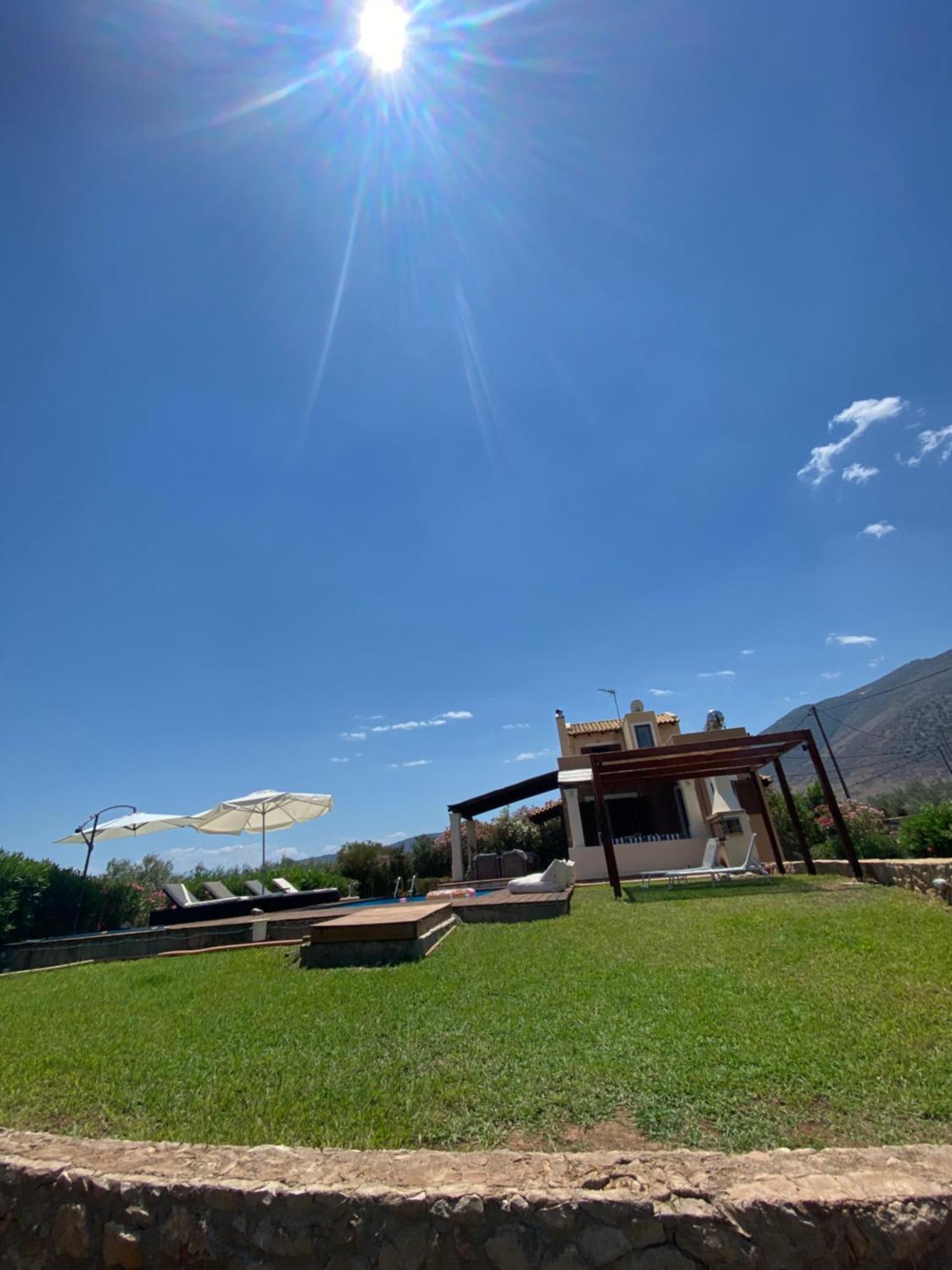 Georges Villa Galaxidi, Family, Pool And Garden מראה חיצוני תמונה