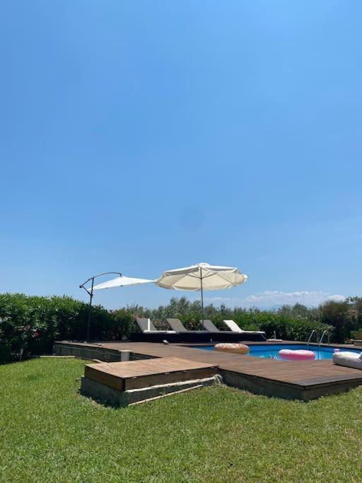 Georges Villa Galaxidi, Family, Pool And Garden מראה חיצוני תמונה